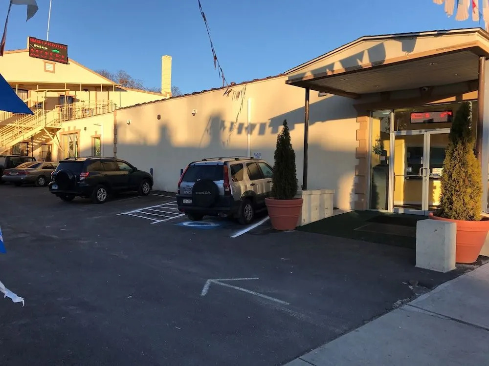 Waterbury Motel