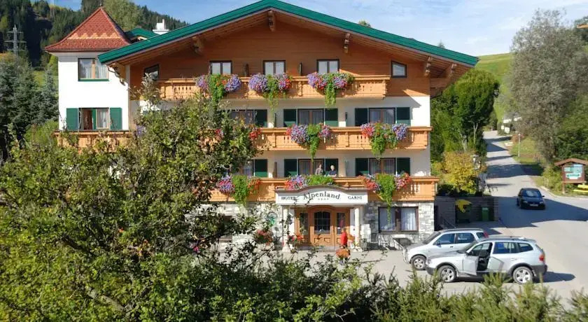 Hotel Garni Alpenland