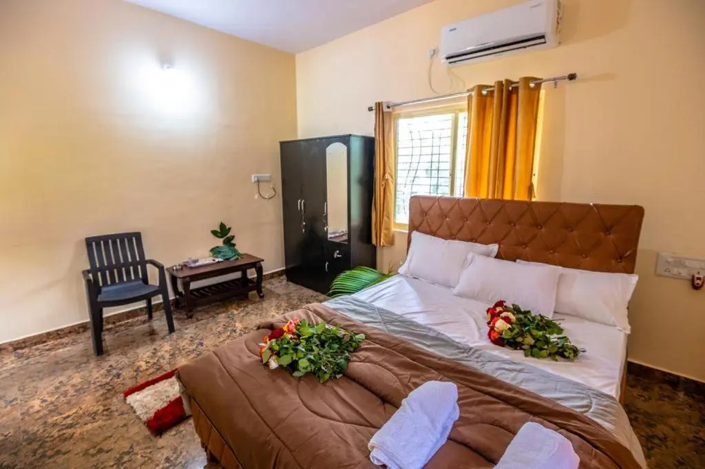 Saptami Hampi Homestay