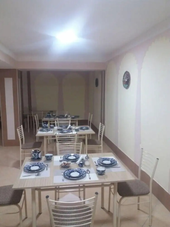 Abu Shakheen Guesthouse