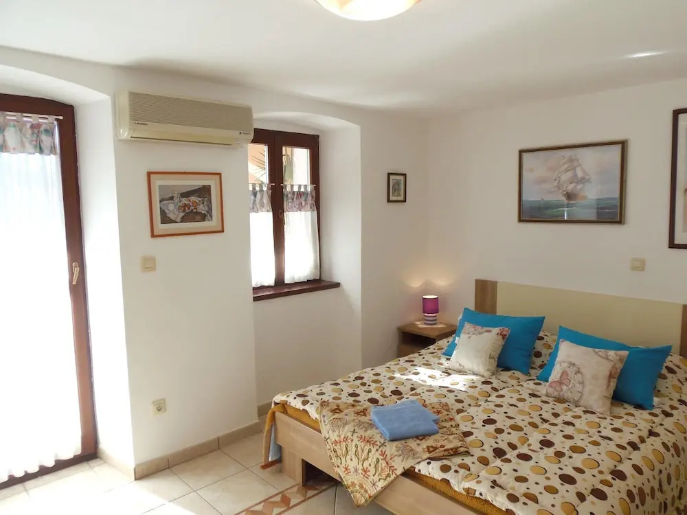 Apartment With 2 Bedrooms in Medulin, With Wonderful sea View, Enclosed Garden and Wifi - 900 m From the Beach