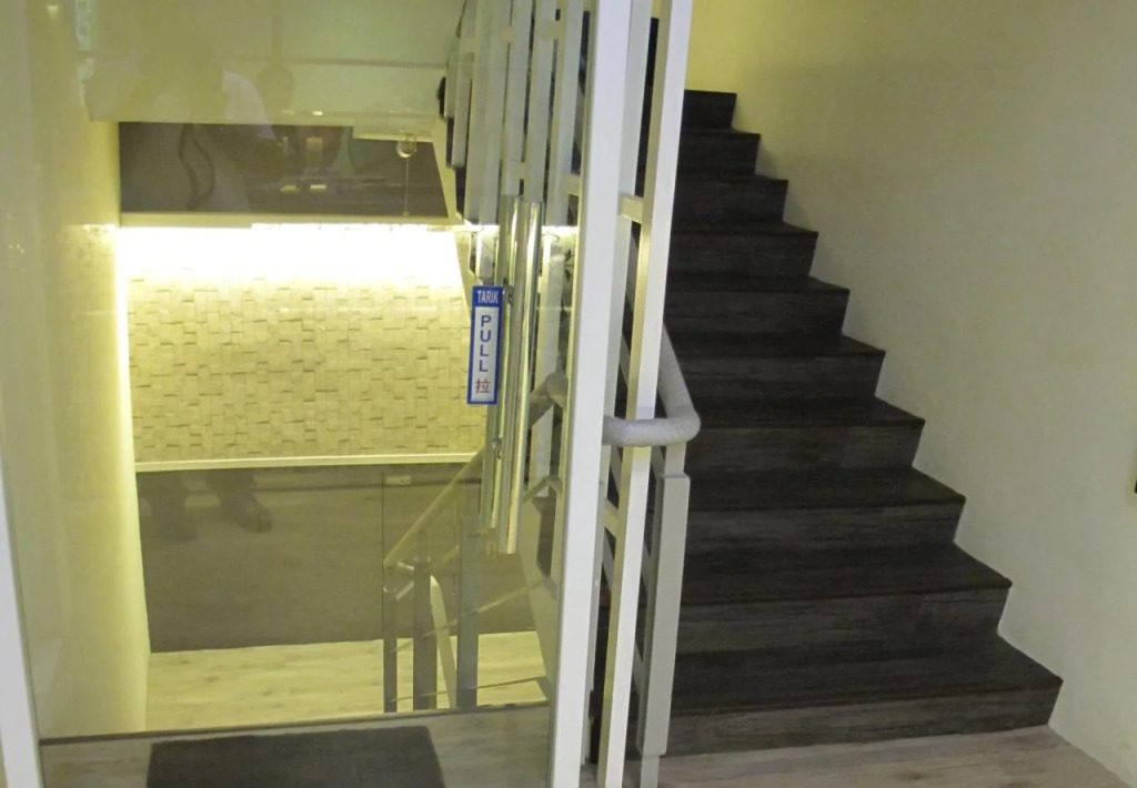7 Star Hotel