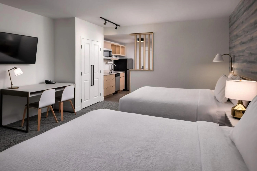 TownePlace Suites by Marriott West Kelowna