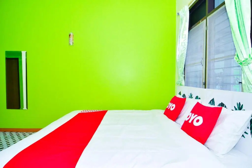 OYO 499 Pattaraporn Hotel