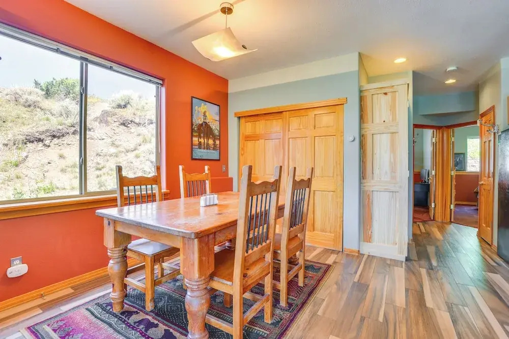 Cozy Condo w/ Views, 3 Mi to Winter Park Resort!