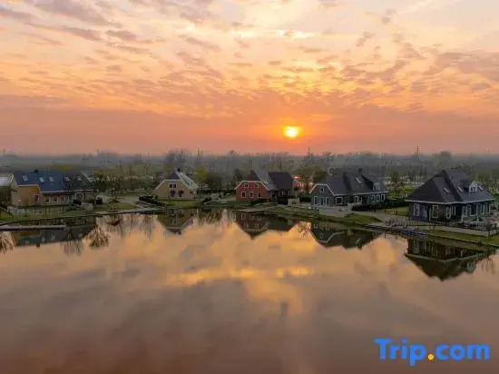 Lake Roli Resort