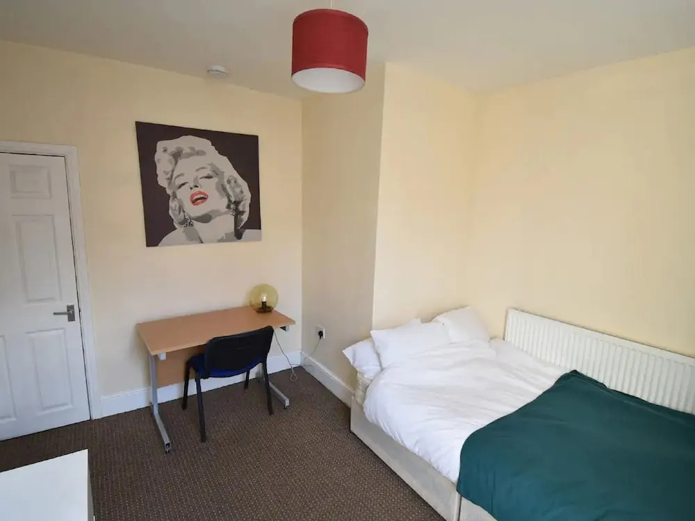 Appealing Holiday Home in Coventry near Belgrade Theatre