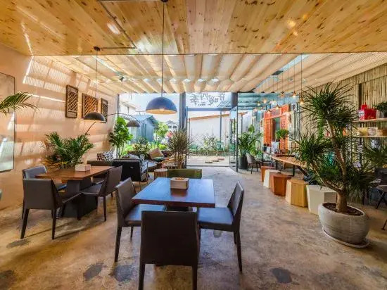 Dali Spring Four Seasons Homestay (Gucheng Nanmen Branch)