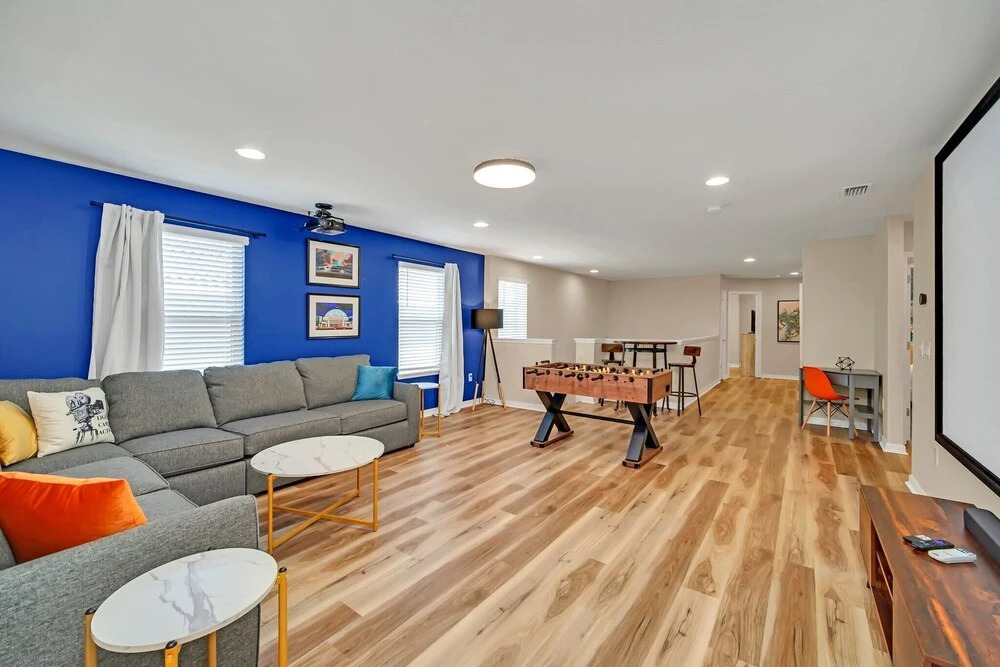 Modern and Colorful Home! Spiderman, Princess and Mickey Themed Rooms & Perfect Movie/game Room!