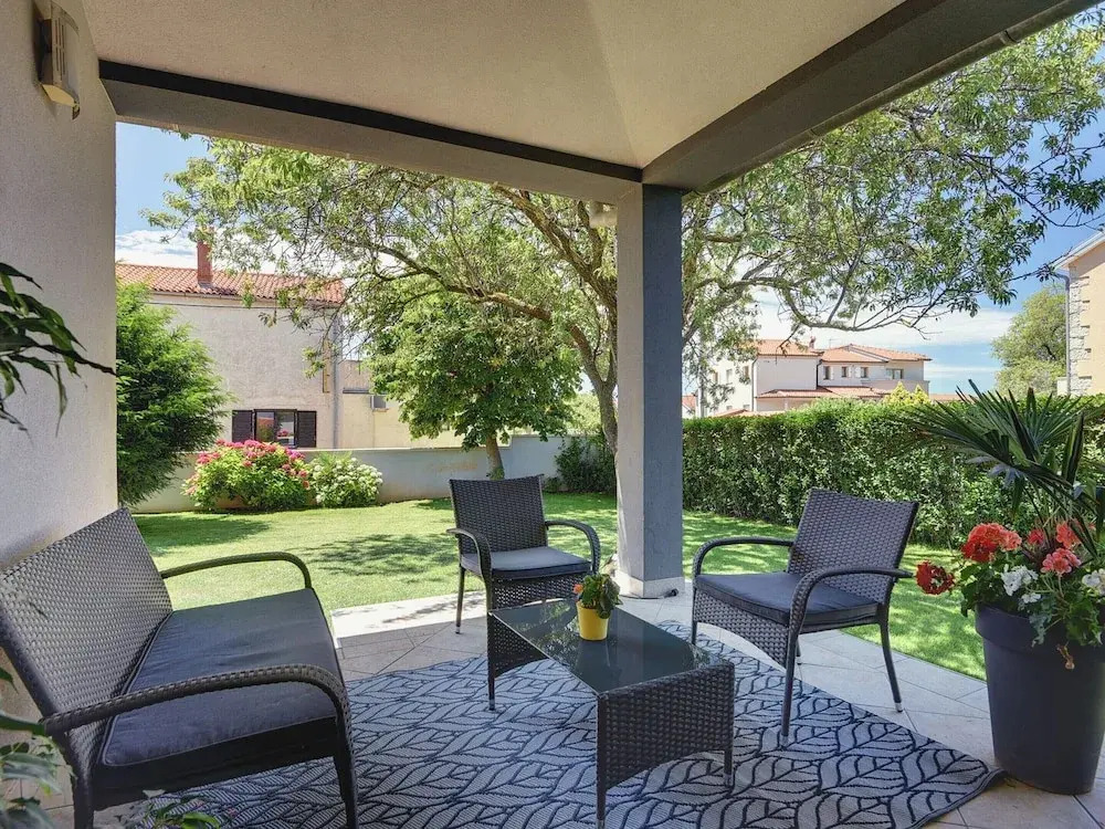 Villa in Pula near Beach with Private Pool