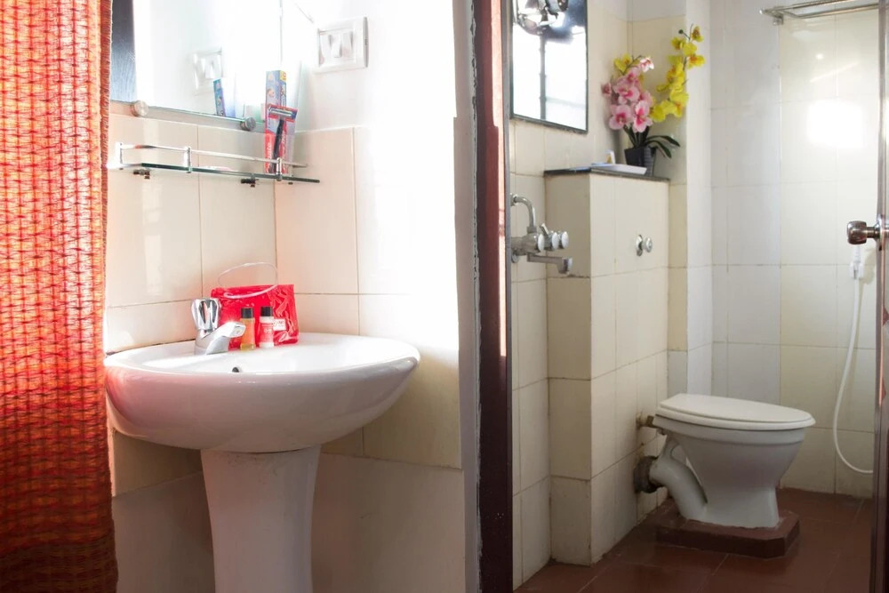 OYO 2182 Hotel Seetal