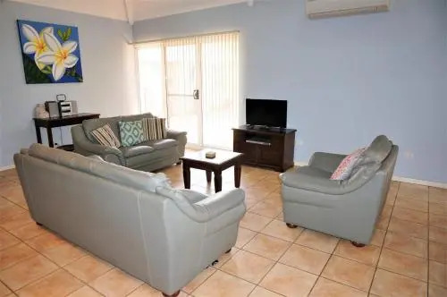 Osprey Holiday Village Unit 115 Plenty Of Room For A Boat Car And Large Family