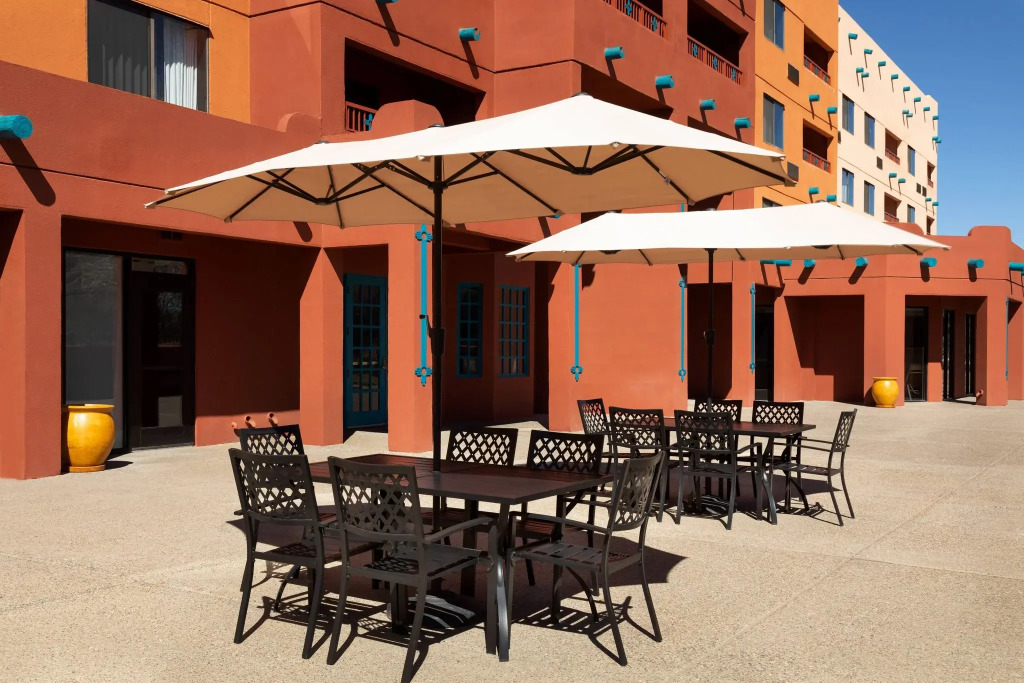Courtyard Farmington