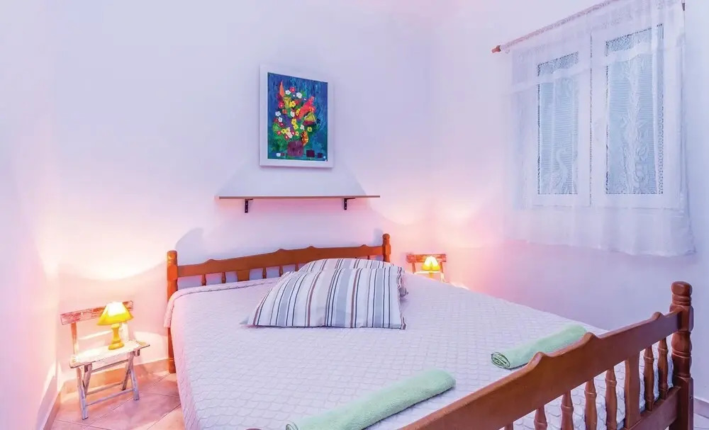 Stunning Home in Novi Vinodolski With Wifi and 4 Bedrooms