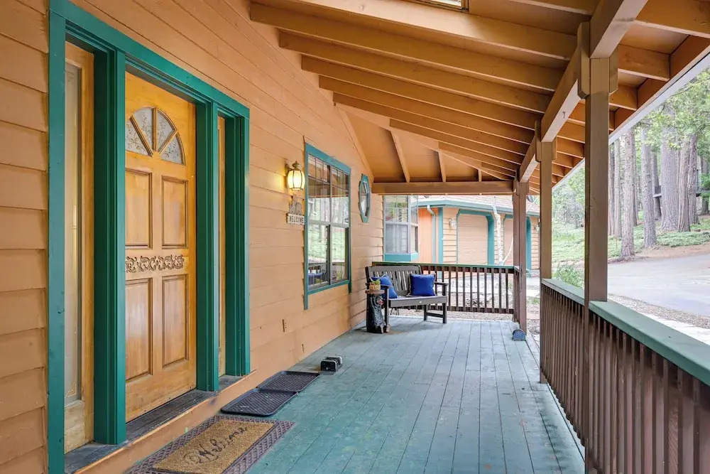 Mi-Wuk Village Vacation Rental w/ Multi-Level Deck