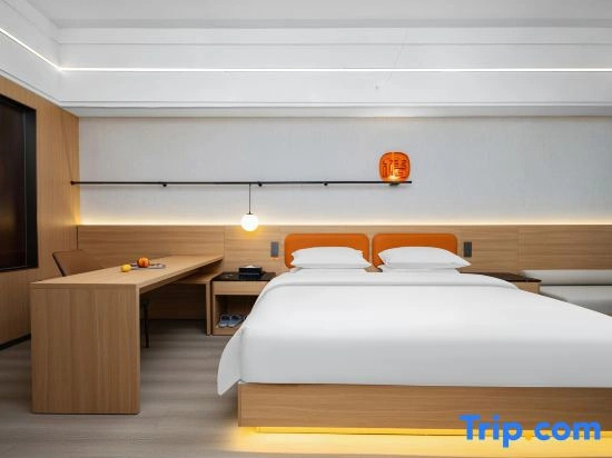 Le Ju Hotel (Zhengzhou Zhongzhou Avenue Jinshui Road Branch)