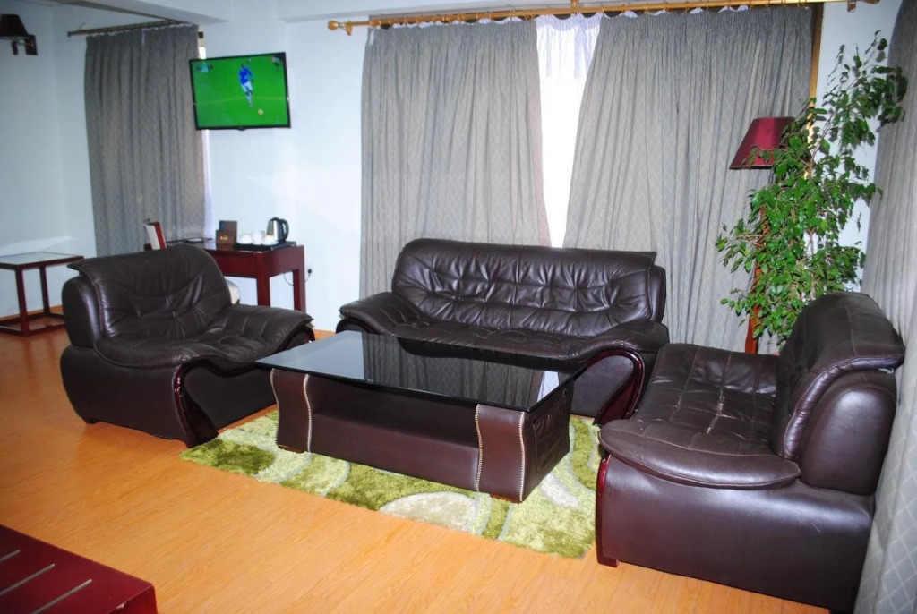 Rahnile Hotel