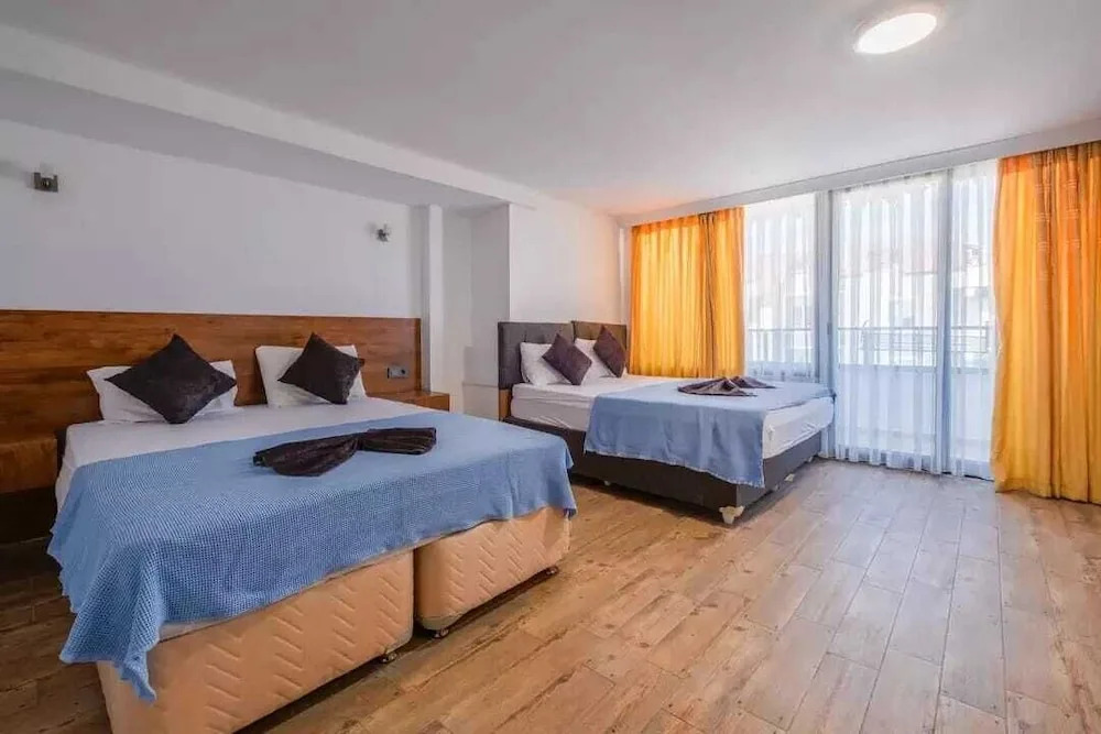 ATAŞ AQUA OTEL AVŞA