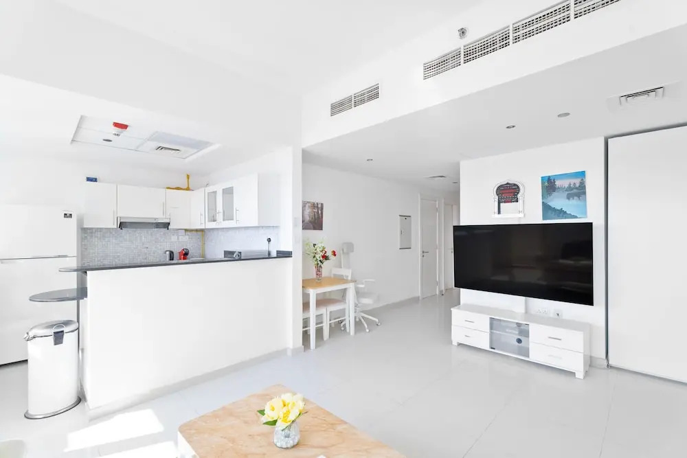 Nasma Holiday Homes - Damac Marina Bay