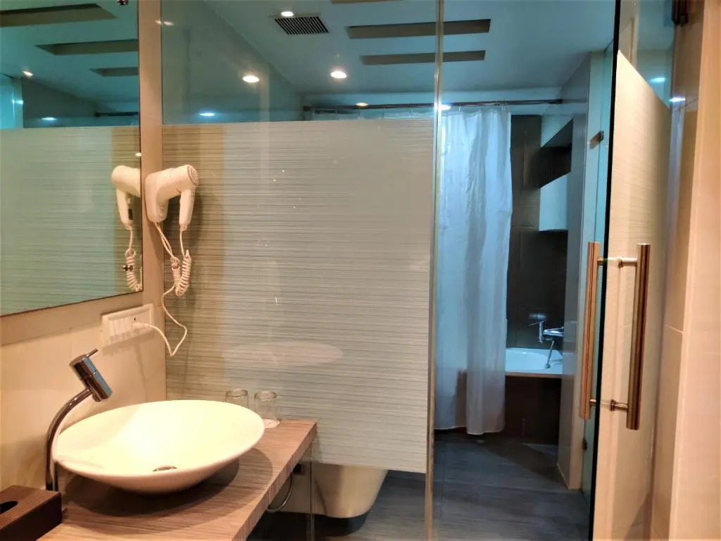 Hotel Satkar Residency