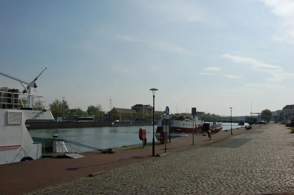 Hotel Loskade 45