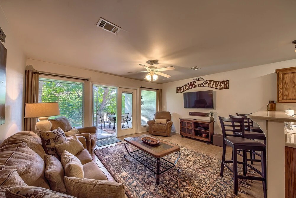 Ww I102 Restful River Retreat 2 Bedroom Condo by RedAwning