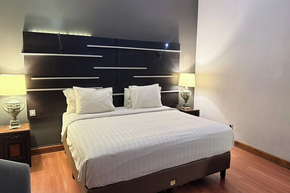Madina inn Hotel & Hostel Yogyakarta