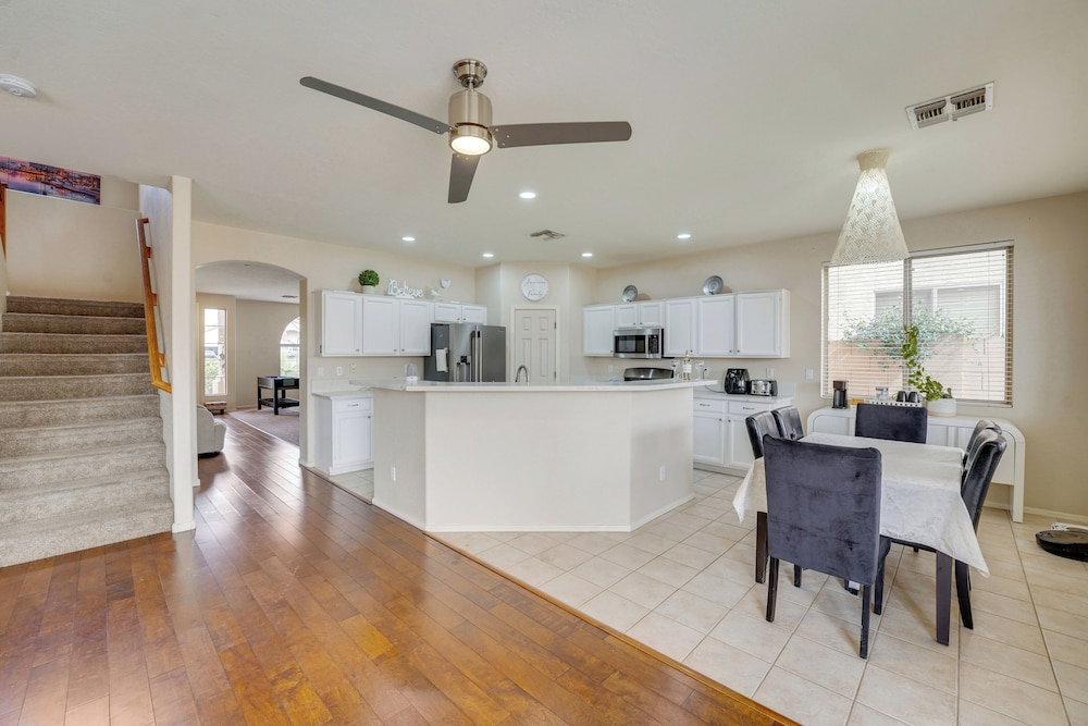 Pool & Great Location! Smart Home in Chandler