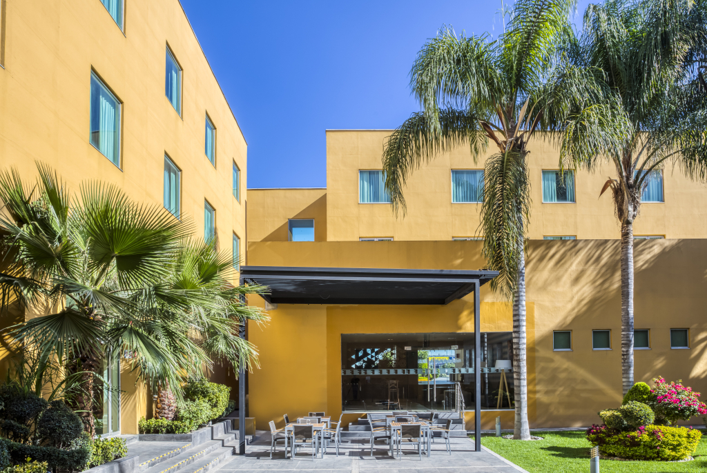 Fiesta Inn Express San Luis Potosí Oriente