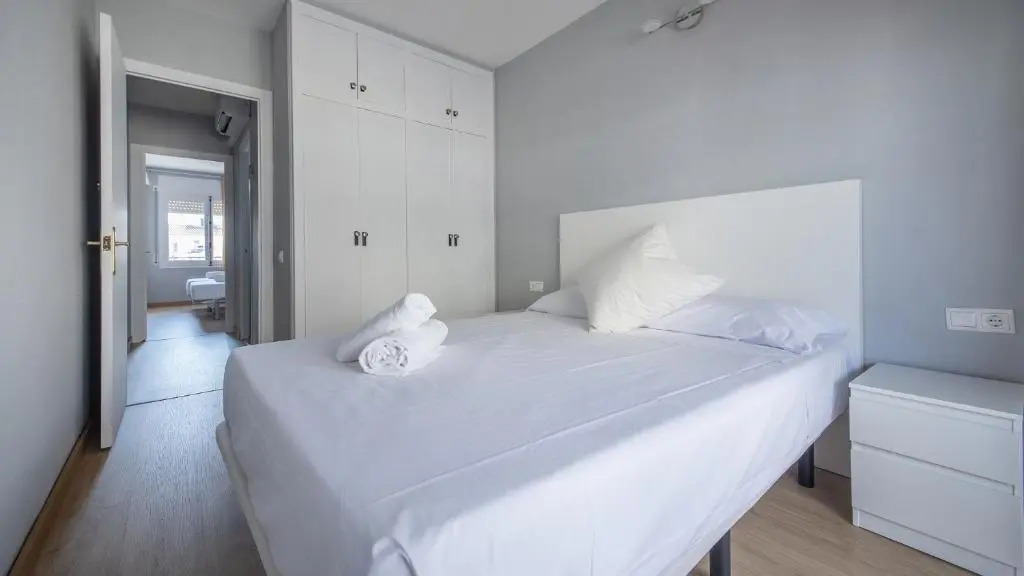 R68 Apartamento Montserrat 32-3