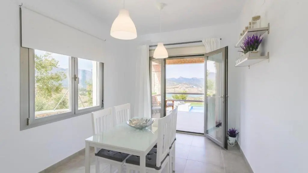 Casa Jacaranda El Gastor by Ruralidays
