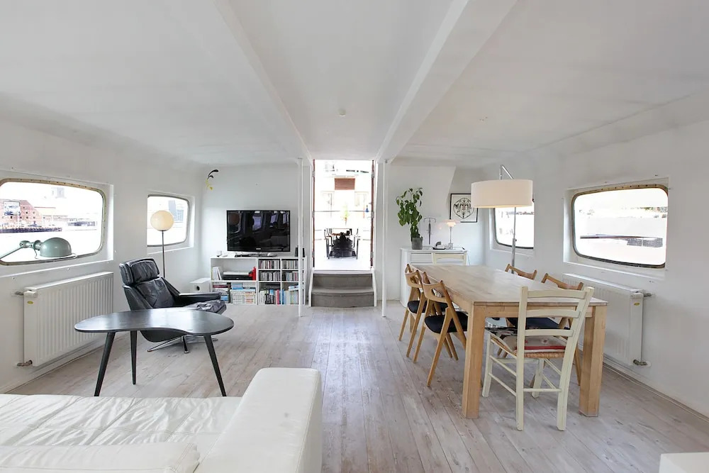 Copenhagen Houseboat