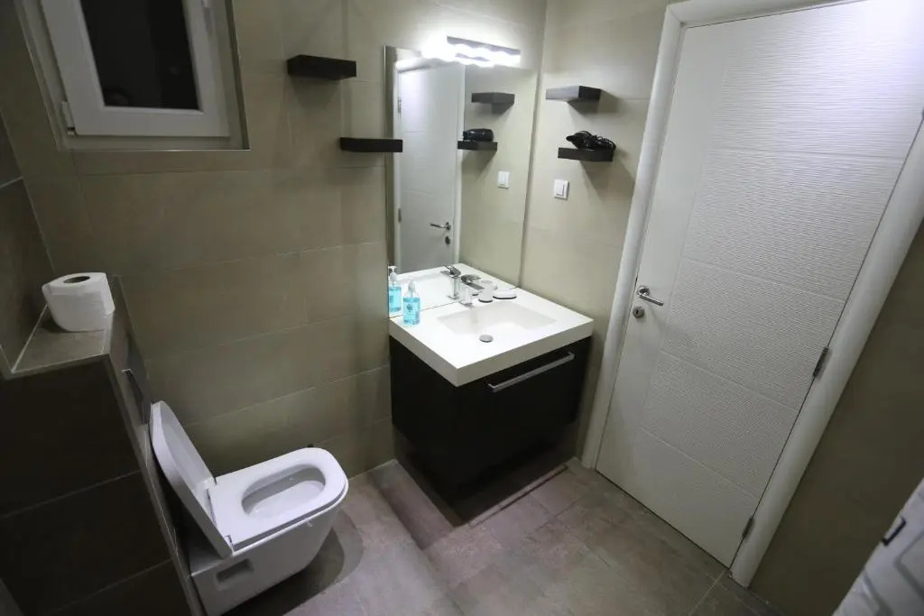 De Luxe Republic Square Apartment of 100sqm