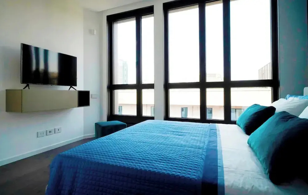 San Babila Central Tower by Rentopolis - High-end 1bdr with panoramic terrace overlooking Duomo