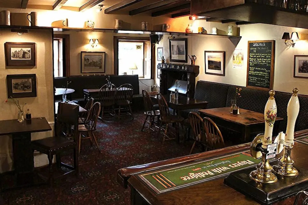 The Manifold Inn Hotel