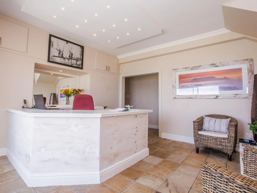 Finchley Guesthouse in Camps Bay