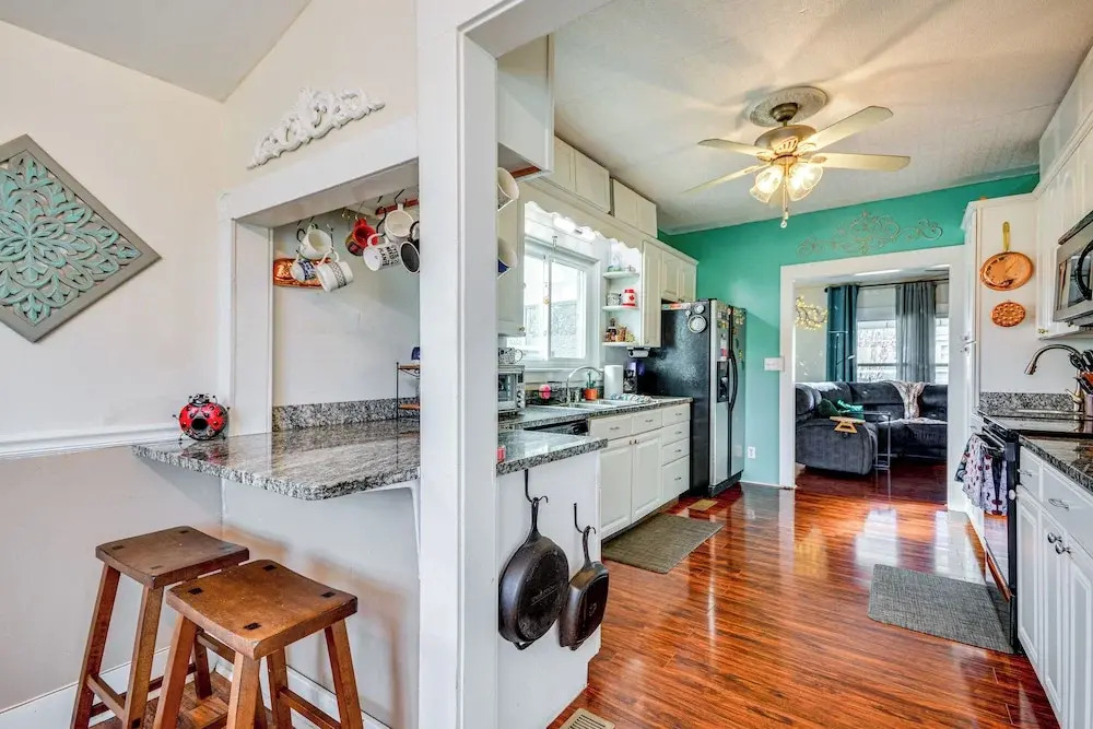 'storybook Craftsman' Home w/ Private Hot Tub!