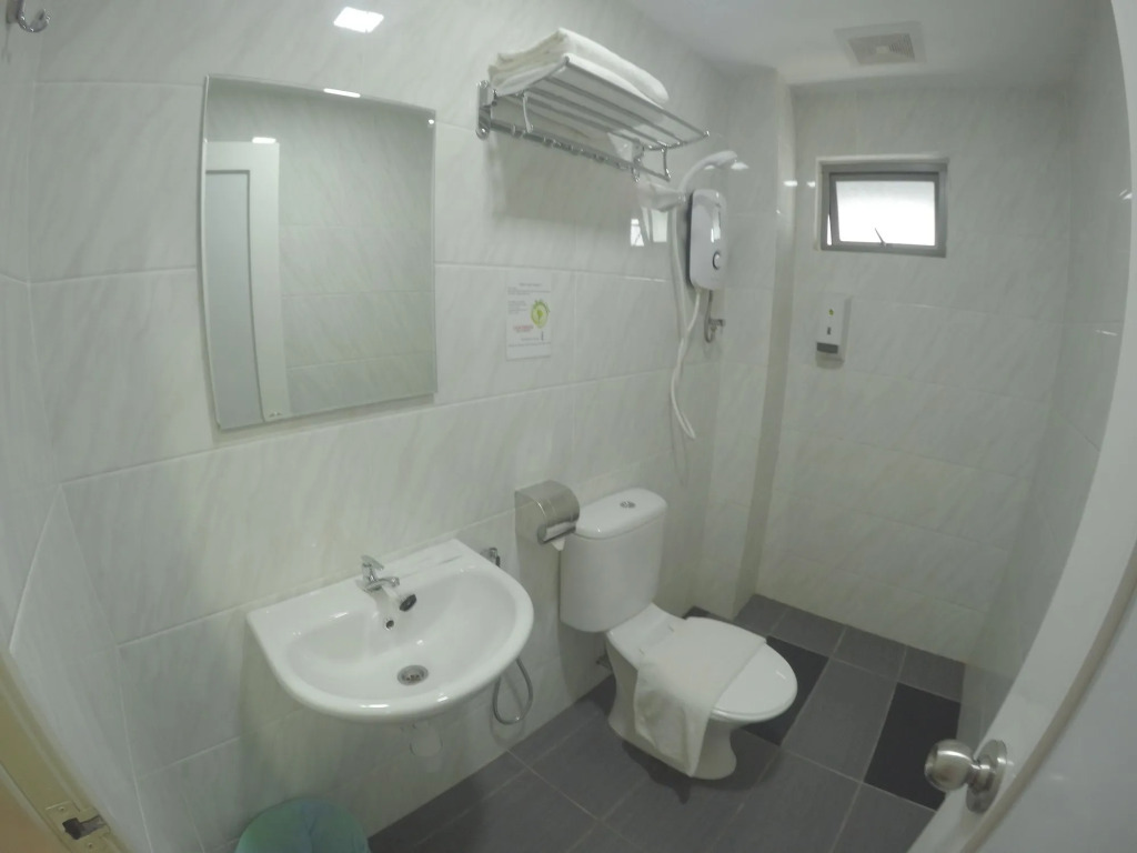 LightHouse Hotel & ShortStay @ Damansara Uptown