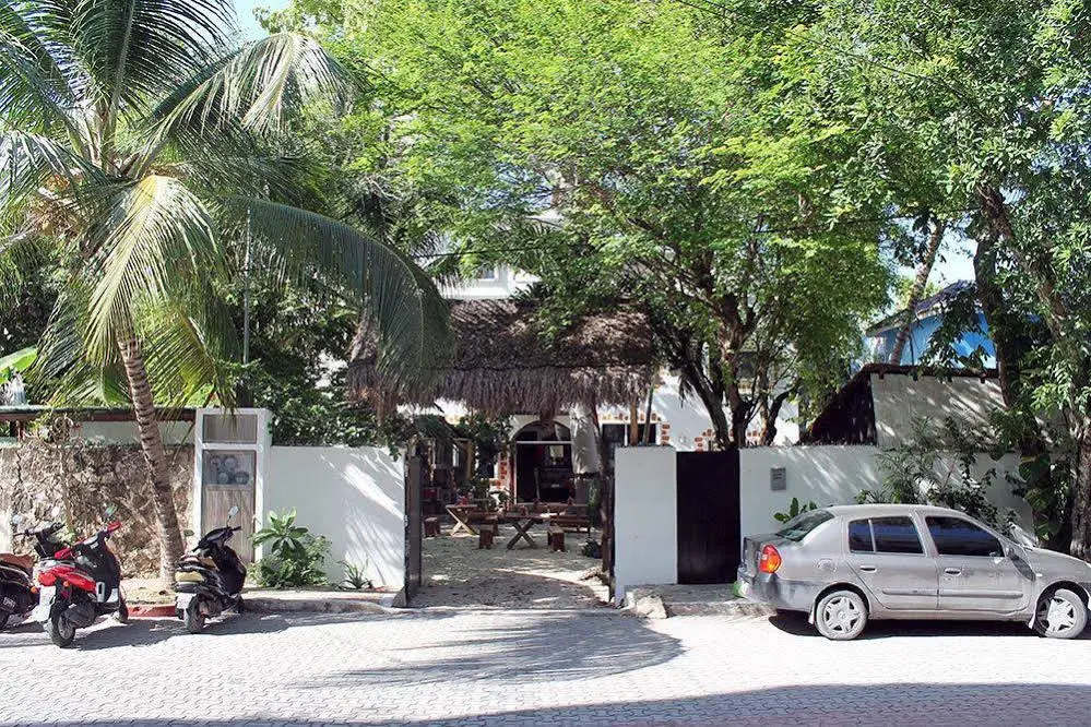 Urban Beach Chic Hostel