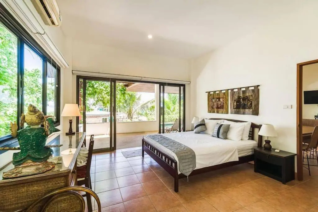 Secret Garden Villa 3BR（Pool/Walk to beach）