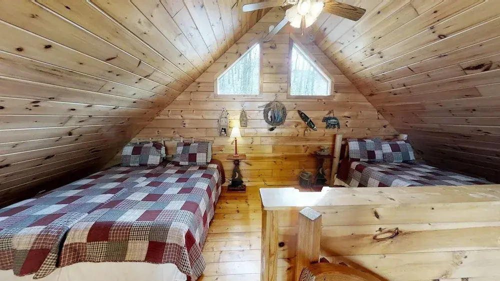 Beary Blessed 2 Bedrooms 2 Bathrooms Cabin by Redawning