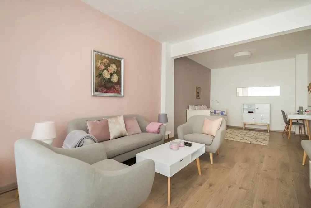 Fm Premium 1-Bdr Apartment - Chic And Spacious
