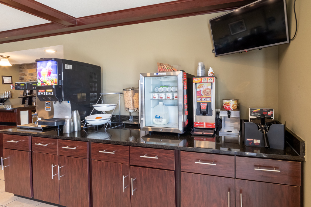 Cobblestone Inn and Suites - Eaton