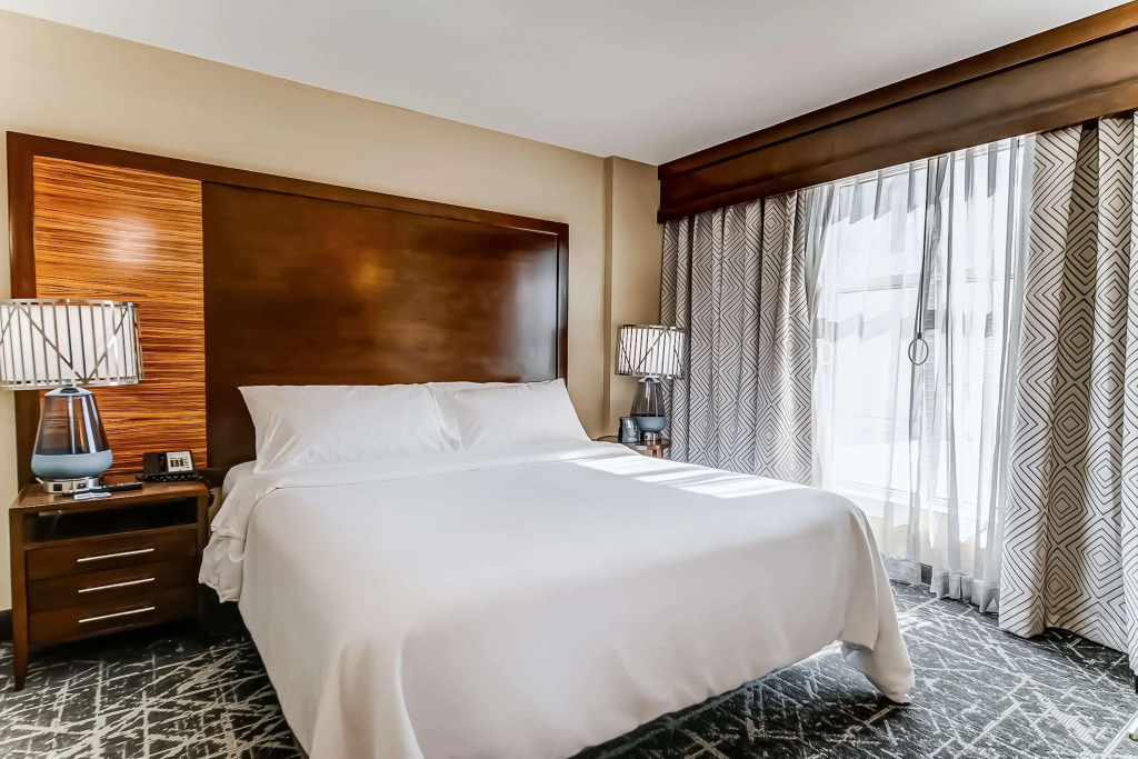 Embassy Suites Atlanta - Kennesaw Town Center