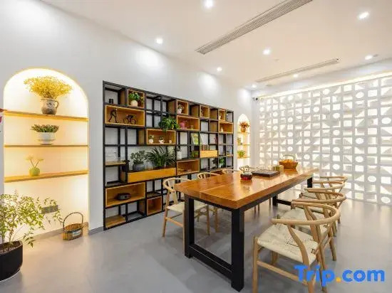Xinzhu Design Holiday Manor