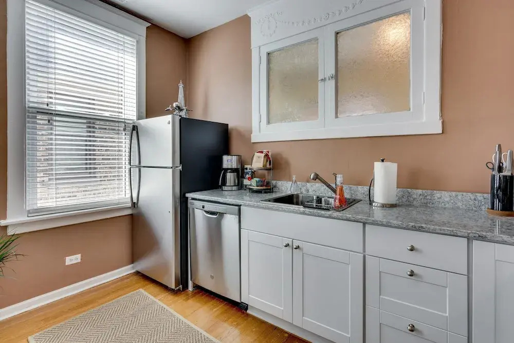 Warm & Comforting 4BR 2BA in Andersonville by AllSet Turnover