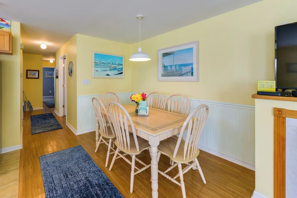 Condo w/ Deck: Walk to Beach & Convention Center!