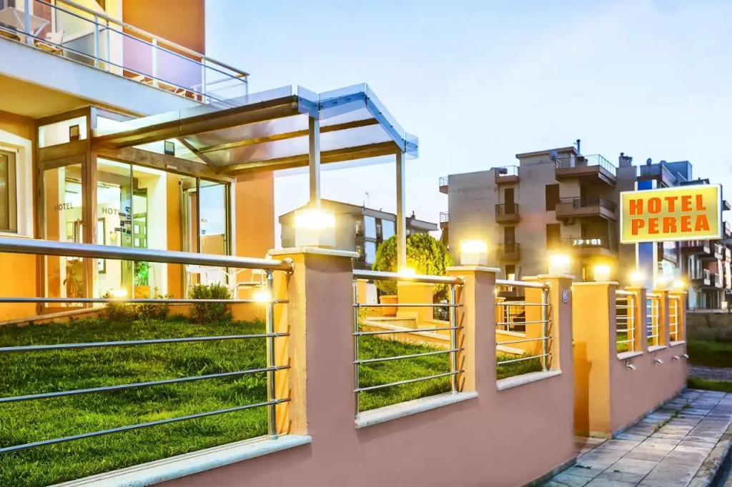 Perea Hotel
