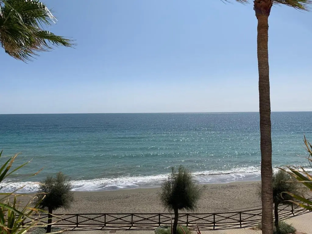 Apartamento luminoso 1ª línea Arena Beach_Estepona