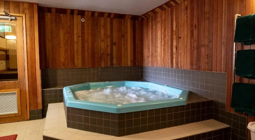 Boonoona Ski Lodge